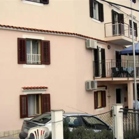 Detan * Mošćenička Draga